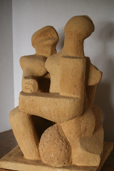 (cubist couple embracing)